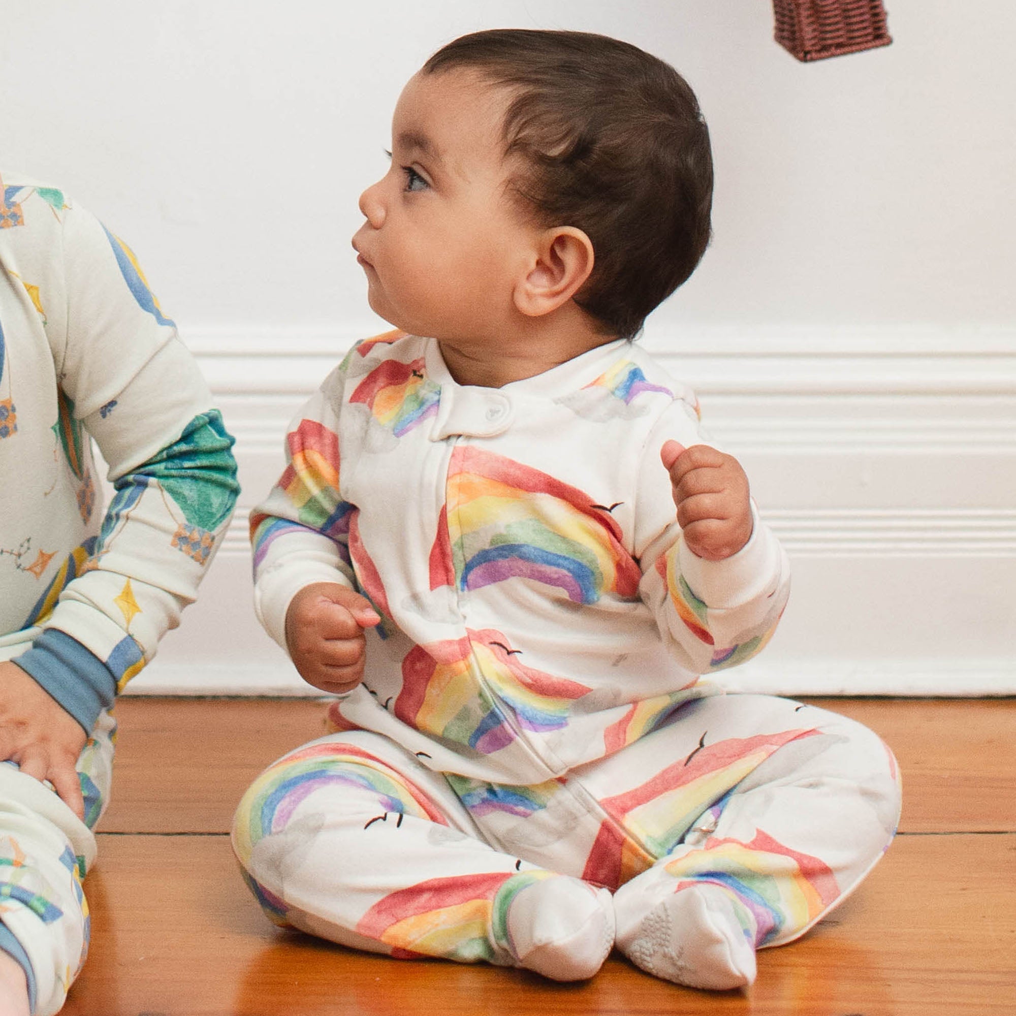 Happy Rainbow Organic Sleep & Play – Burt's Bees Baby