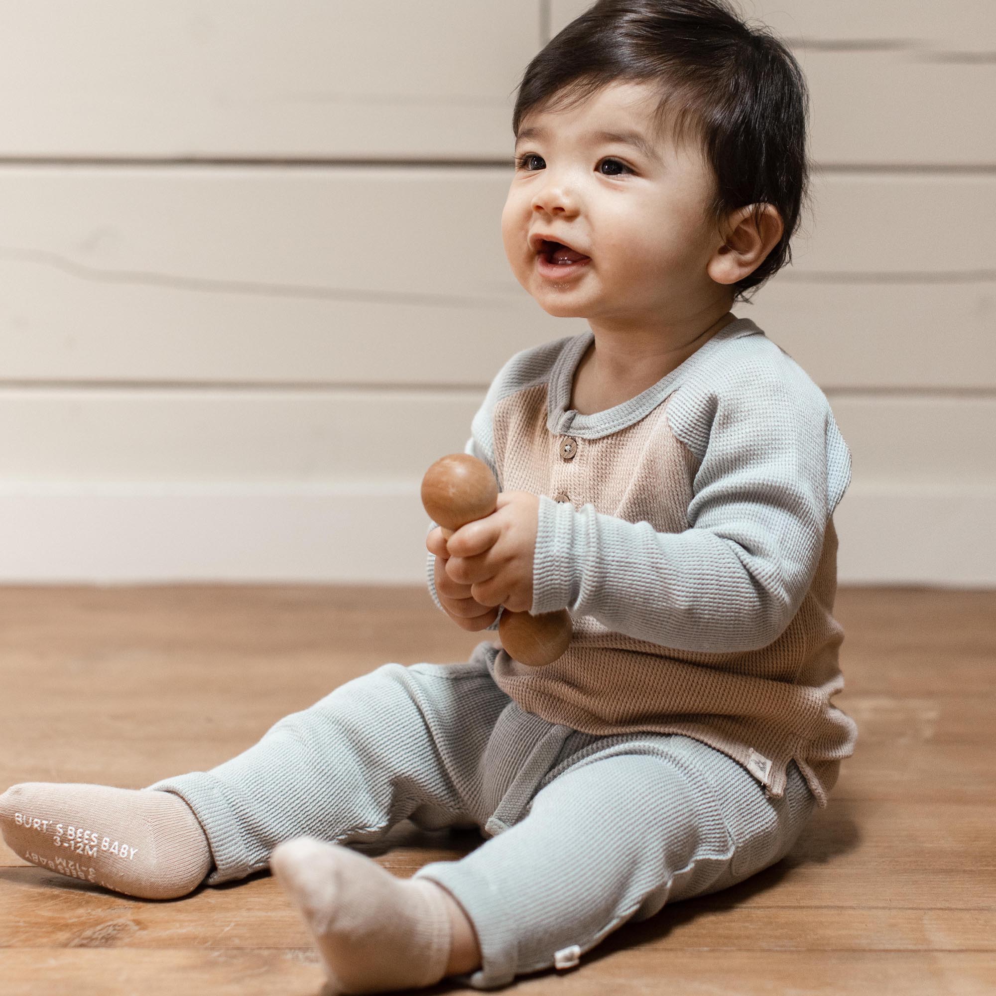 Organic Thermal Boy Tee & Pants Set – Burt's Bees Baby