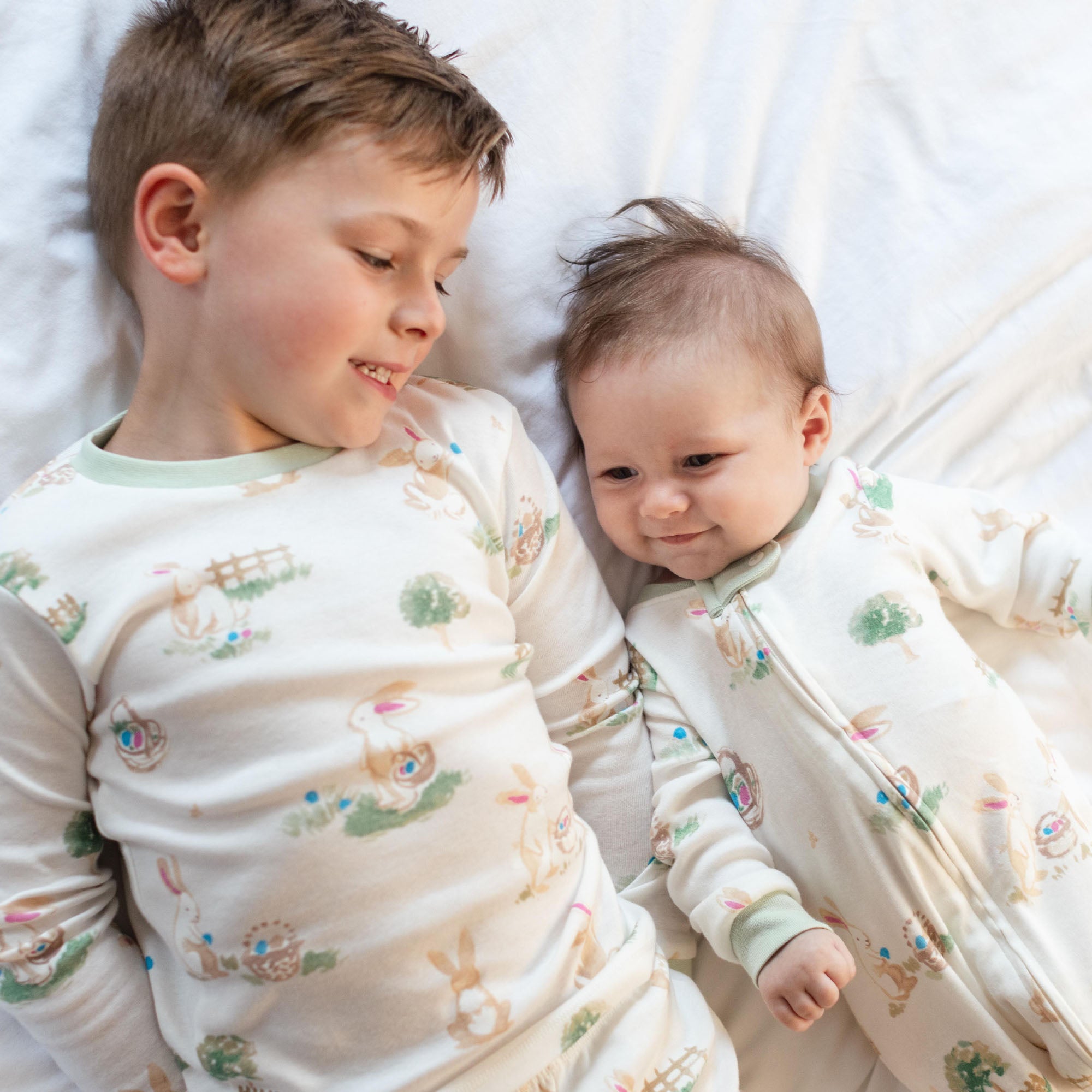 Kids Bunny Egg Hunt Organic Cotton 2 Piece Pajama Set – Burt's