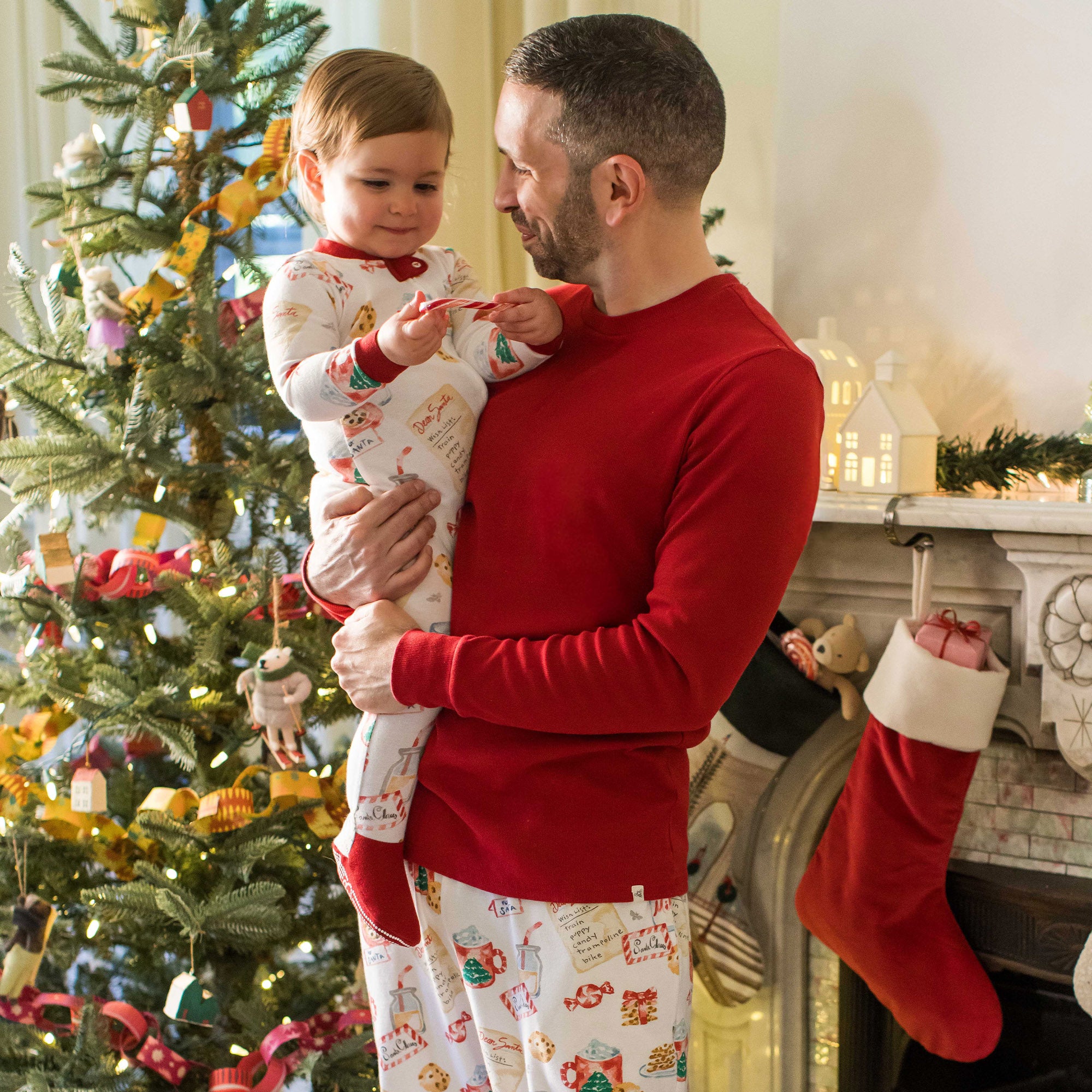 Cookies For Santa Pet Bandana | Burt's Bees Baby® – Burt's Bees Baby