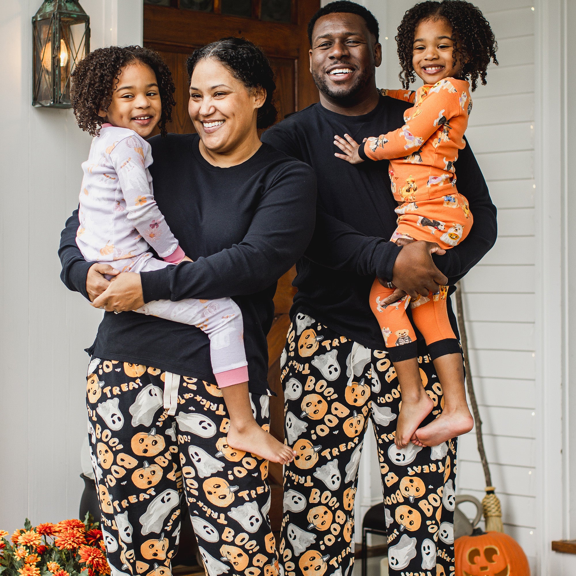 Adult Pajamas for Men & Women | Burt's Bees Baby®