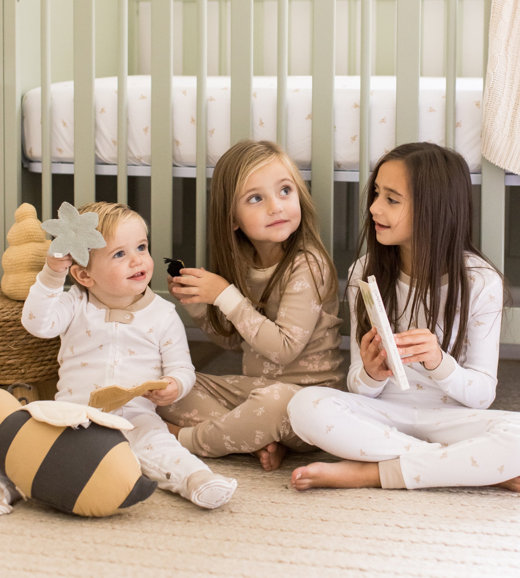 Whimsical Floral Organic Cotton Pajamas – Burt's Bees Baby